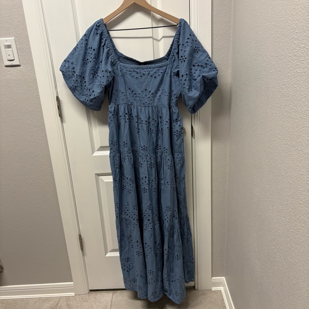 Meadow Rhodes  Blue Eyelet Cotton Dress Maxi Square Neck Puff Shoulder sz M NWT